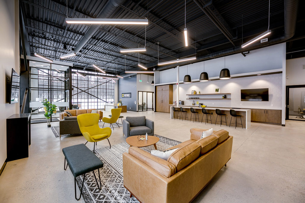 This image has an empty alt attribute; its file name is Coworking-Space-Venture-X-Oakville-1-1024x682.jpg