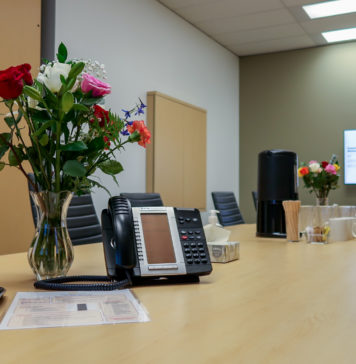 Guide to Coworking Office Space: Oakville shared office meeting space oakville
