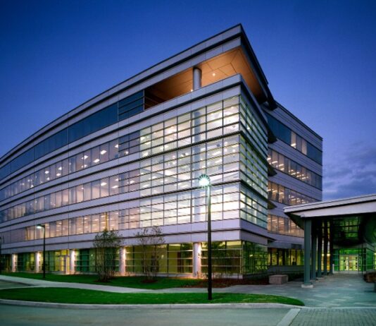 AstraZeneca’s major investment to drive Ontario’s biotech ecosystem and economic growth mississauga economic development